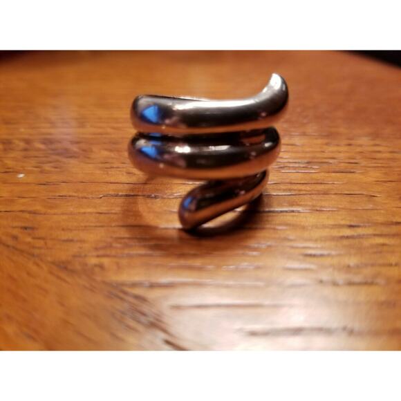Bold sterling silver coil ring size 6 J100327 - Picture 2 of 2